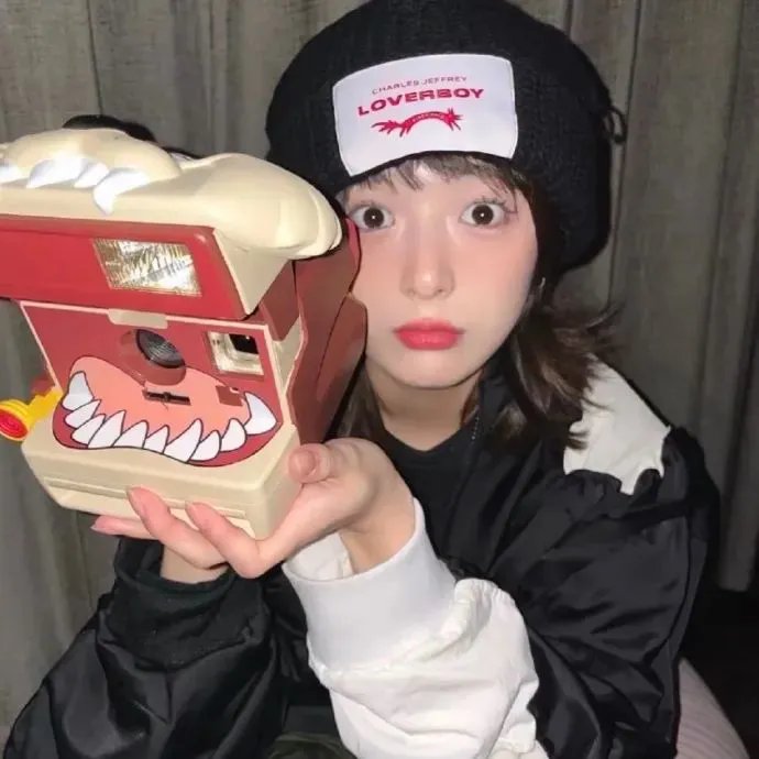 咒中人第二季封面